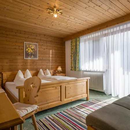 Gmuenderklause Guest house